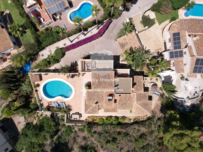 Chalet de 6 habitaciones en Javea / Xàbia en venta con piscina - 1.500.000 € (Ref: 8917028)