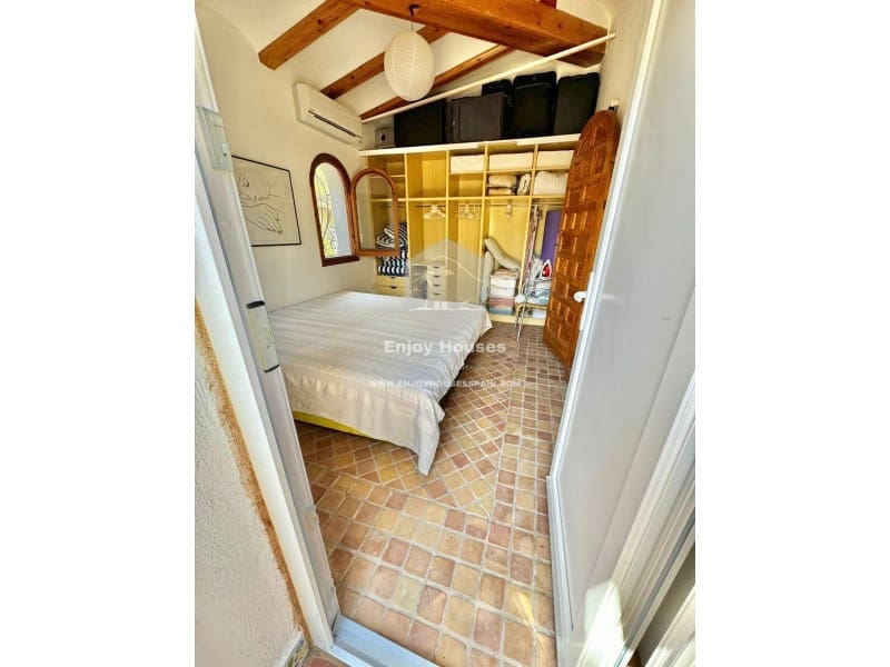 Chalet de 6 habitaciones en Javea / Xàbia en venta con piscina - 1.500.000 € (Ref: 8917028)