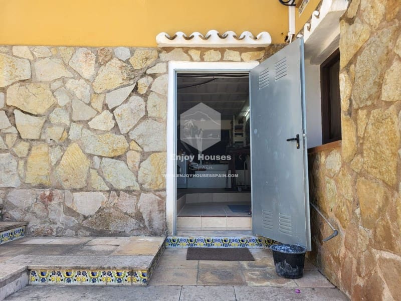 Chalet de 6 habitaciones en Javea / Xàbia en venta con piscina - 1.500.000 € (Ref: 8917028)