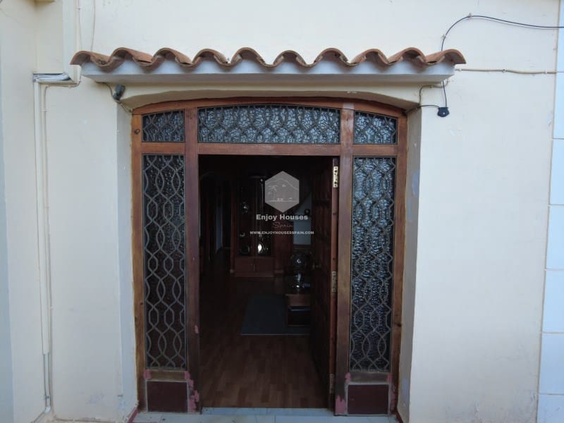Chalet de 3 habitaciones en Dénia en venta - 525.000 € (Ref: 8917046)