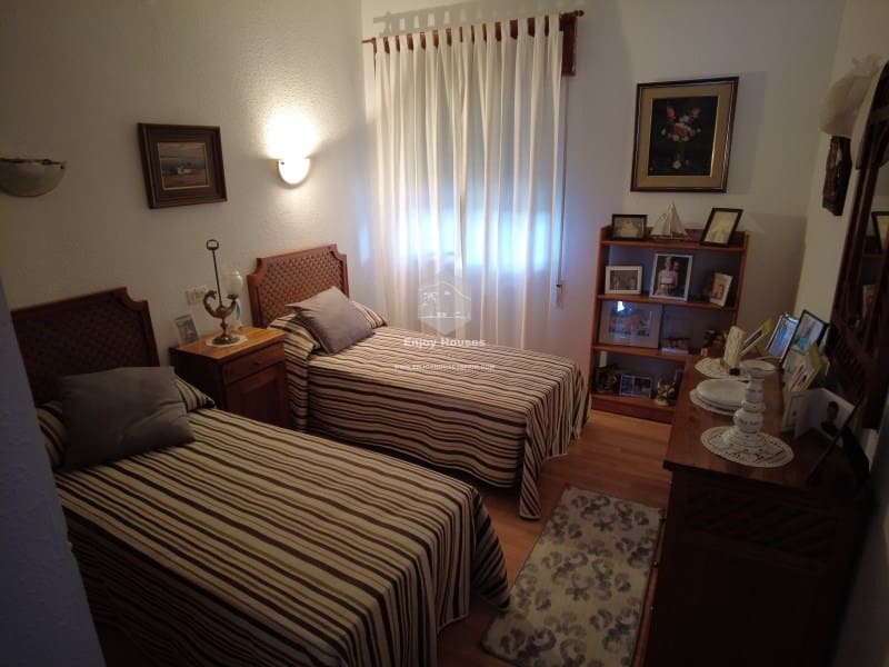 Chalet de 3 habitaciones en Dénia en venta - 525.000 € (Ref: 8917046)