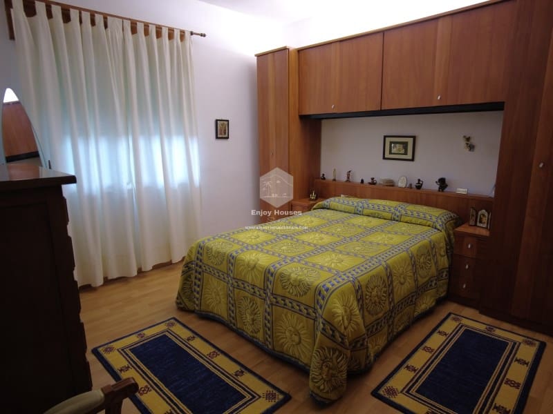 Chalet de 3 habitaciones en Dénia en venta - 525.000 € (Ref: 8917046)