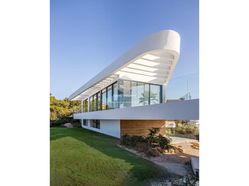 4 slaapkamer Villa te koop in Javea / Xabia met zwembad - € 3.995.000 (Ref: 8917050)