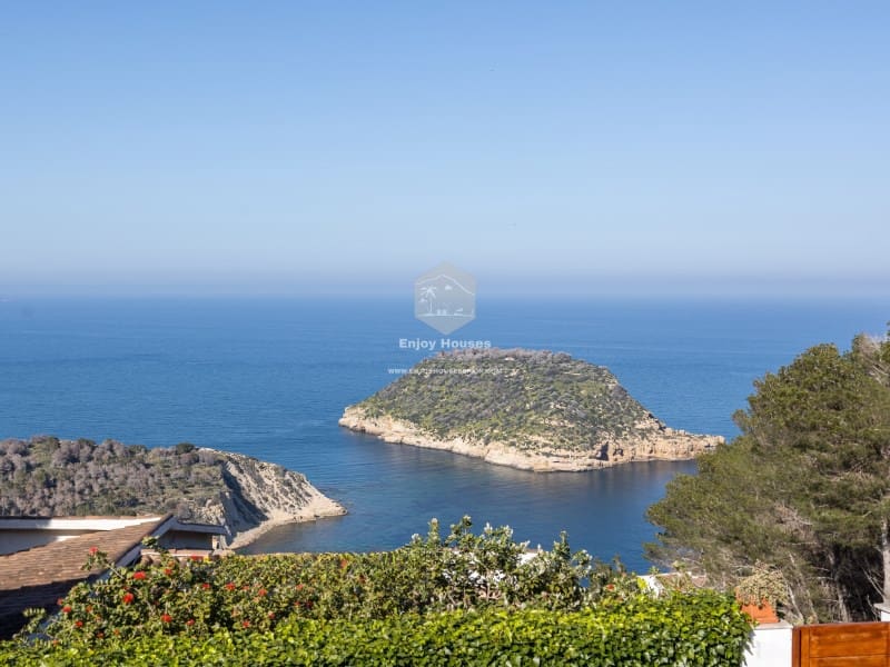 4 slaapkamer Villa te koop in Javea / Xabia met zwembad - € 3.995.000 (Ref: 8917050)