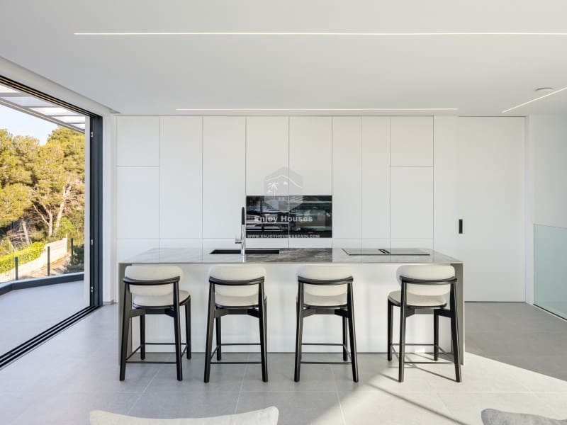 4 slaapkamer Villa te koop in Javea / Xabia met zwembad - € 3.995.000 (Ref: 8917050)