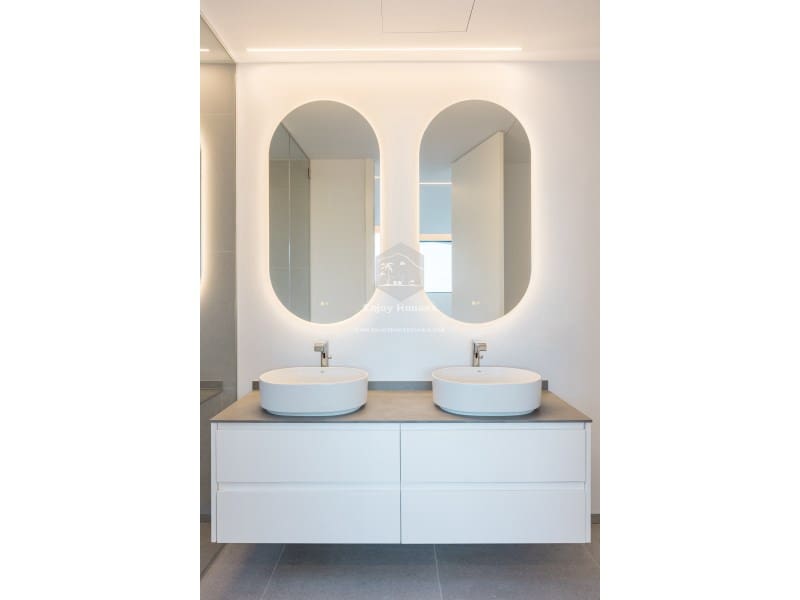 4 slaapkamer Villa te koop in Javea / Xabia met zwembad - € 3.995.000 (Ref: 8917050)