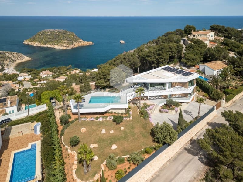 4 slaapkamer Villa te koop in Javea / Xabia met zwembad - € 3.995.000 (Ref: 8917050)