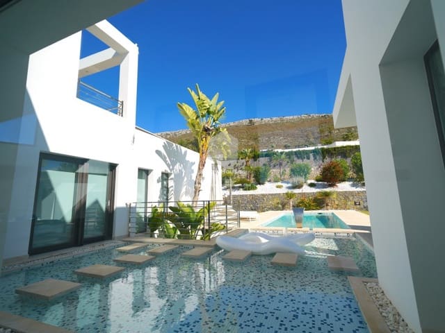 5 Zimmer Villa zu verkaufen in Cap Martí - El Tossalet - Pinomar, Javea / Xàbia mit Pool - 2.499.900 € (Ref: 8917052)