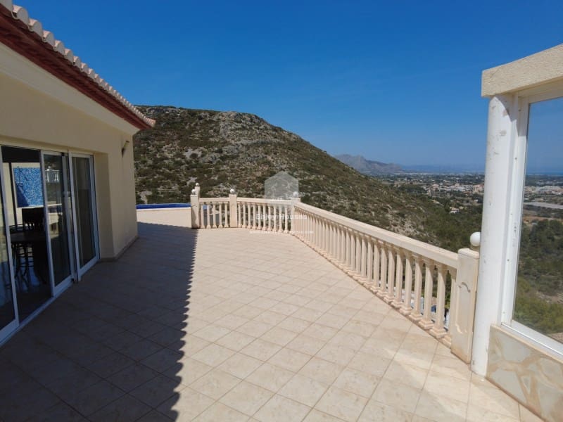 5 soverom Villa til salgs i Denia med svømmebasseng - € 973 750 (Ref: 8917055)