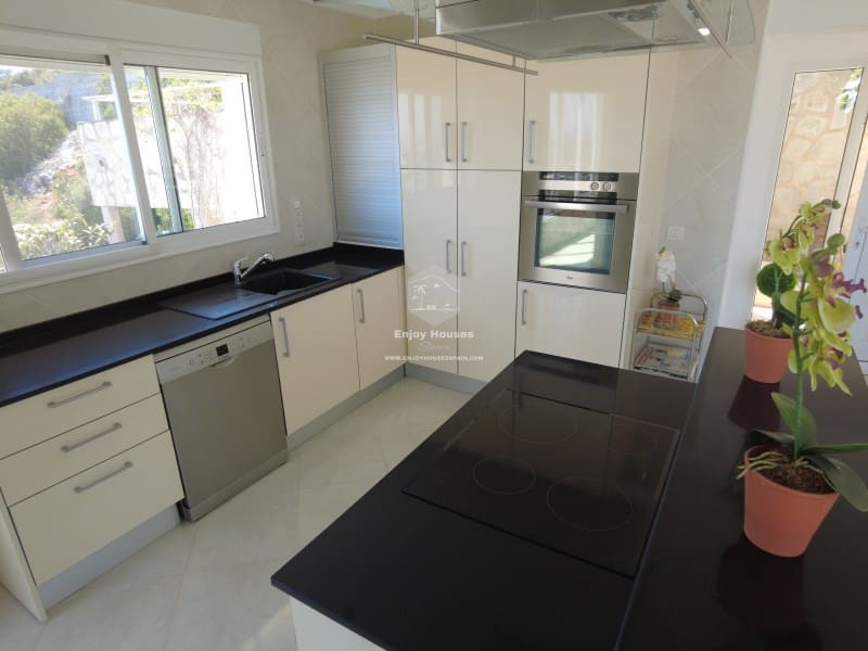 5 soverom Villa til salgs i Denia med svømmebasseng - € 973 750 (Ref: 8917055)