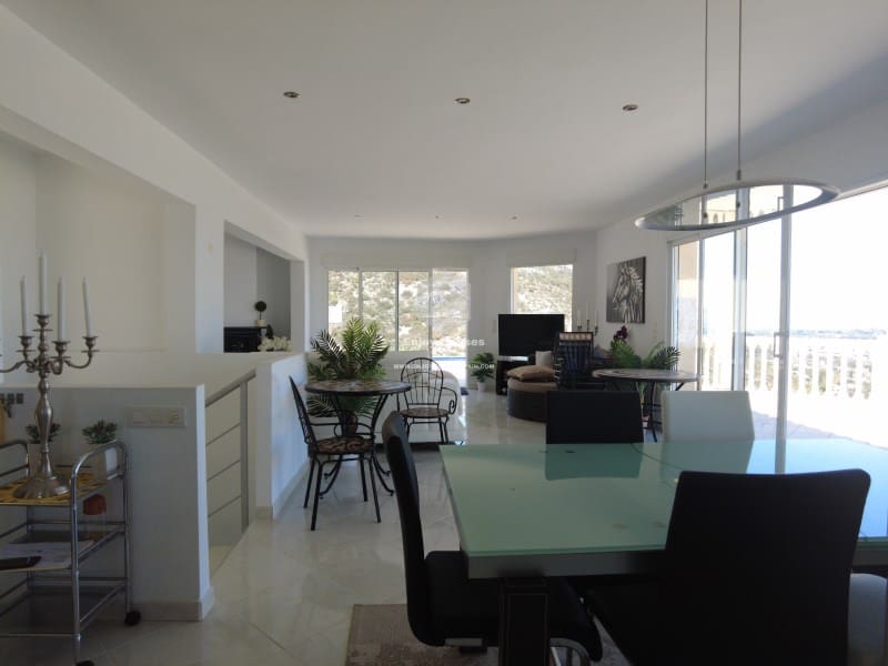 5 soverom Villa til salgs i Denia med svømmebasseng - € 973 750 (Ref: 8917055)