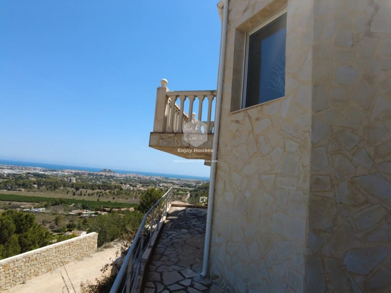 5 soverom Villa til salgs i Denia med svømmebasseng - € 973 750 (Ref: 8917055)