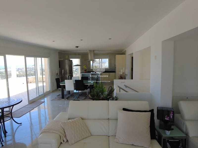 5 soverom Villa til salgs i Denia med svømmebasseng - € 973 750 (Ref: 8917055)