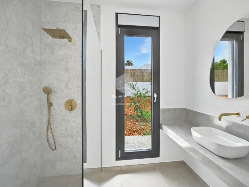 4 slaapkamer Villa te koop in Javea / Xabia met zwembad - € 995.000 (Ref: 8917056)