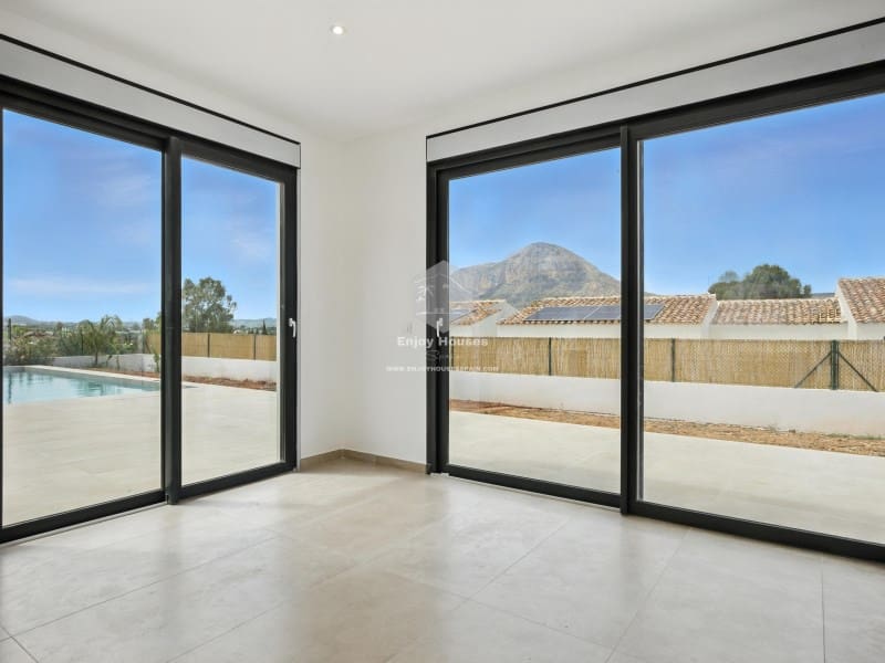 4 slaapkamer Villa te koop in Javea / Xabia met zwembad - € 995.000 (Ref: 8917056)