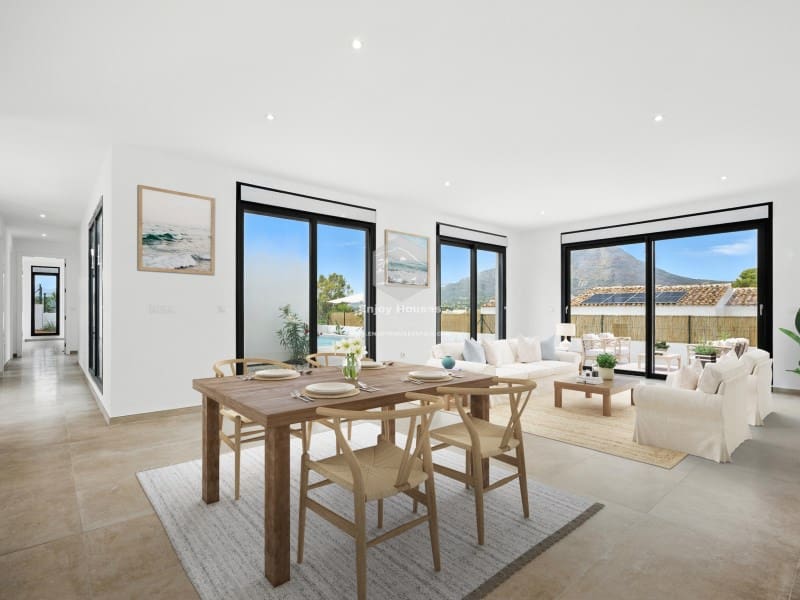 4 slaapkamer Villa te koop in Javea / Xabia met zwembad - € 995.000 (Ref: 8917056)