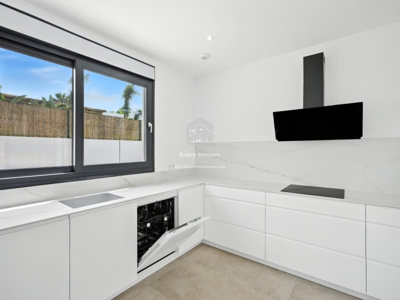 4 slaapkamer Villa te koop in Javea / Xabia met zwembad - € 995.000 (Ref: 8917056)