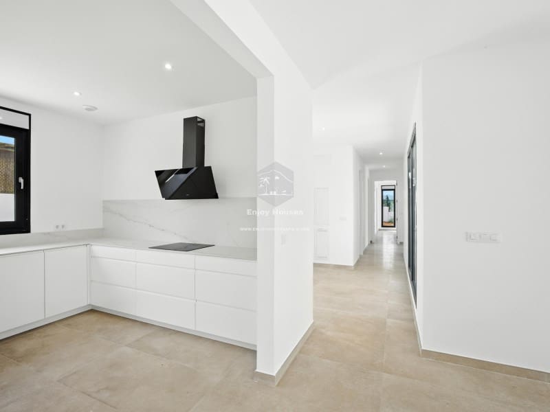 4 slaapkamer Villa te koop in Javea / Xabia met zwembad - € 995.000 (Ref: 8917056)