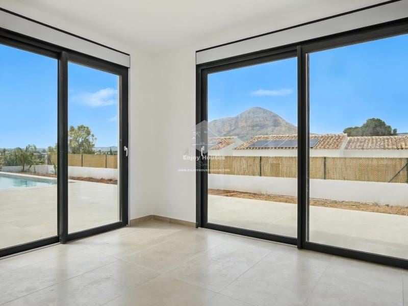 4 slaapkamer Villa te koop in Javea / Xabia met zwembad - € 995.000 (Ref: 8917056)