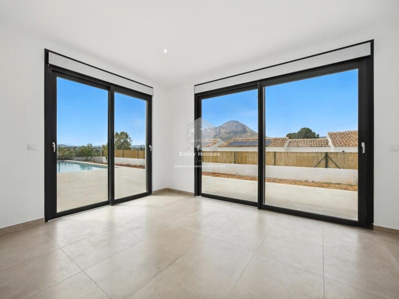 4 slaapkamer Villa te koop in Javea / Xabia met zwembad - € 995.000 (Ref: 8917056)