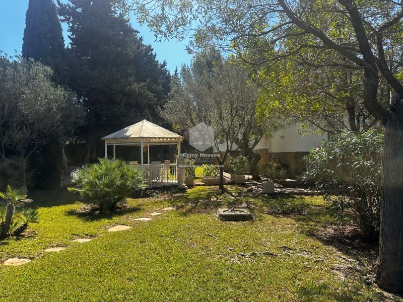7 quarto Moradia para venda em Javea / Xabia com piscina - 1 350 000 € (Ref: 8917058)