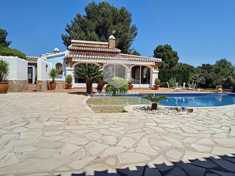 3 soverom Villa til salgs i Javea / Xabia med svømmebasseng - € 890 000 (Ref: 8917066)