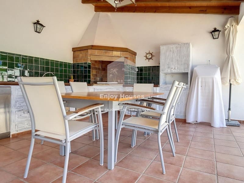 3 soverom Villa til salgs i Javea / Xabia med svømmebasseng - € 890 000 (Ref: 8917066)