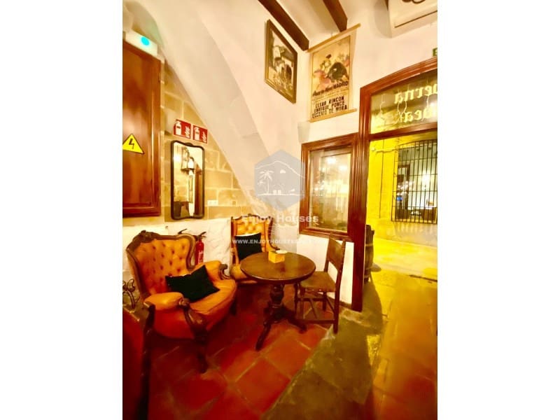 Commercial for sale in Javea / Xabia - € 1,350,000 (Ref: 8917115)