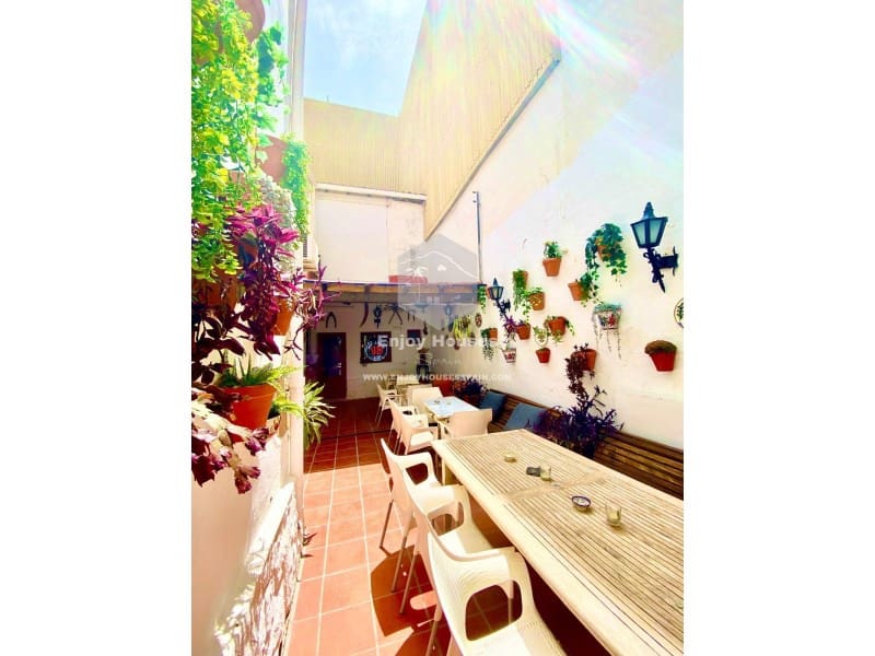 Commercial for sale in Javea / Xabia - € 1,350,000 (Ref: 8917115)