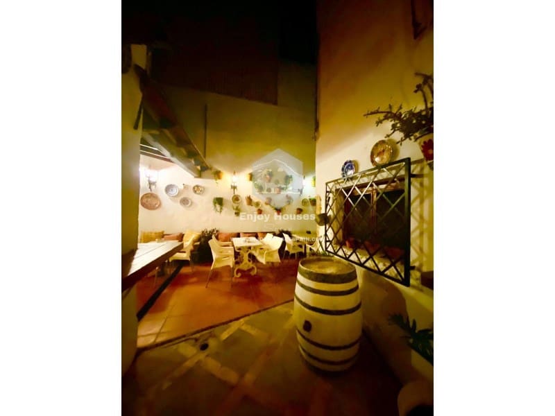 Commercial for sale in Javea / Xabia - € 1,350,000 (Ref: 8917115)