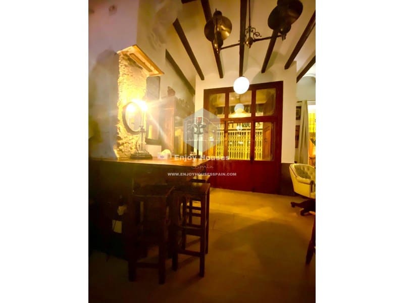 Commercial for sale in Javea / Xabia - € 1,350,000 (Ref: 8917115)