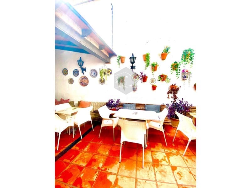 Commercial for sale in Javea / Xabia - € 1,350,000 (Ref: 8917115)