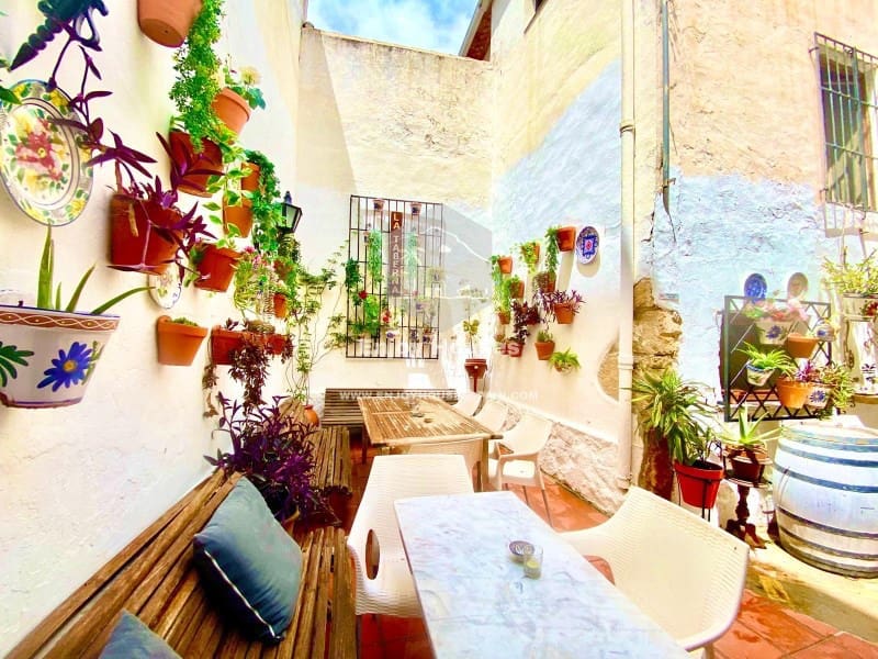 Commercial for sale in Javea / Xabia - € 1,350,000 (Ref: 8917115)