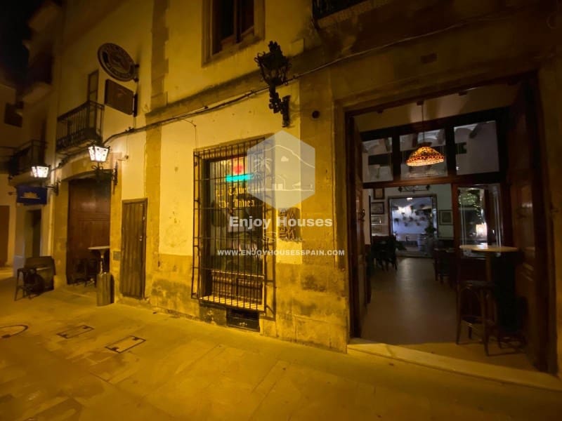 Commercial for sale in Javea / Xabia - € 1,350,000 (Ref: 8917115)