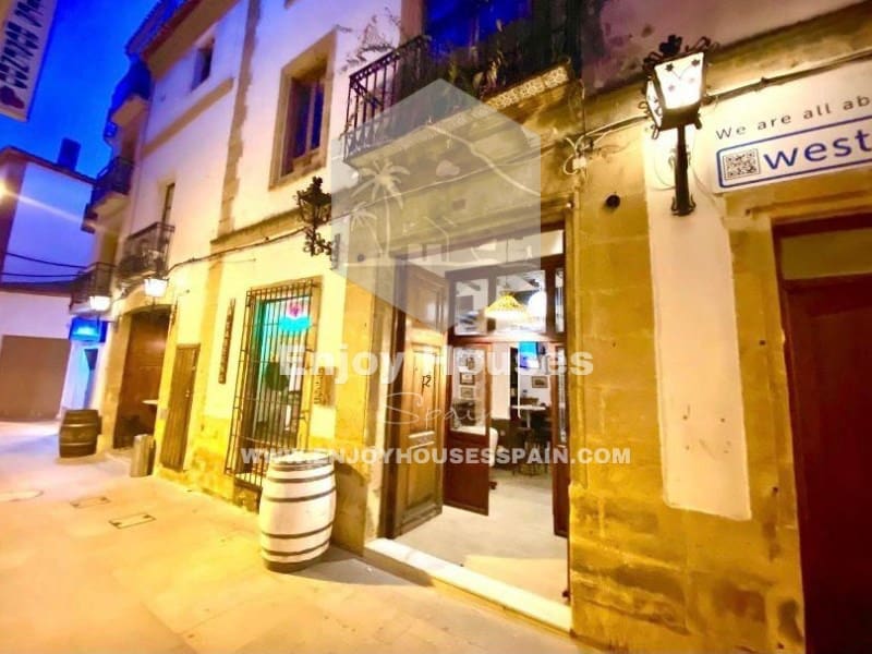 Commercial for sale in Javea / Xabia - € 1,350,000 (Ref: 8917115)