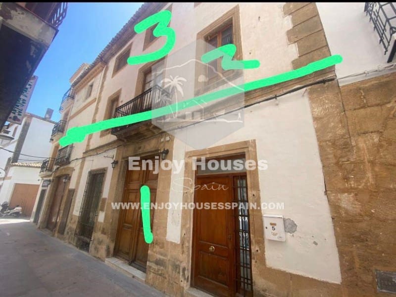 Commercial for sale in Javea / Xabia - € 1,350,000 (Ref: 8917115)