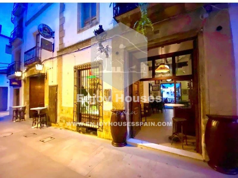 Commercial for sale in Javea / Xabia - € 1,350,000 (Ref: 8917115)