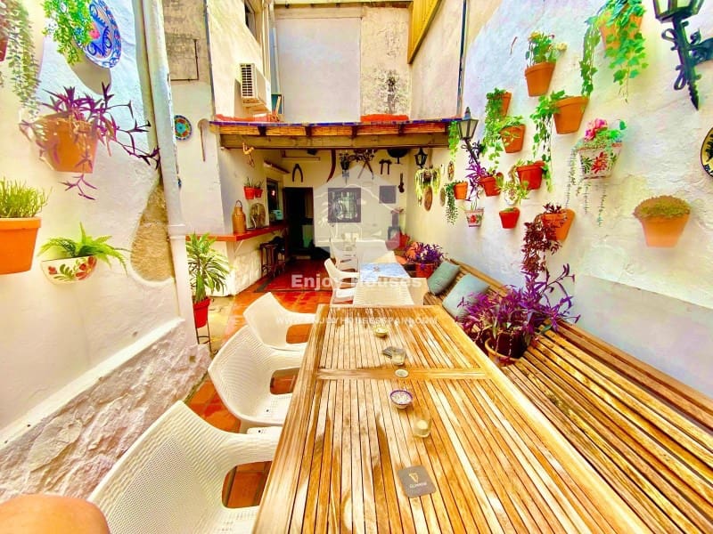 Commercial for sale in Javea / Xabia - € 1,350,000 (Ref: 8917115)