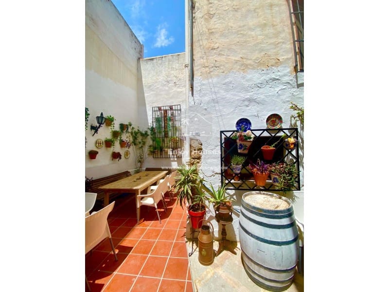 Commercial for sale in Javea / Xabia - € 1,350,000 (Ref: 8917115)