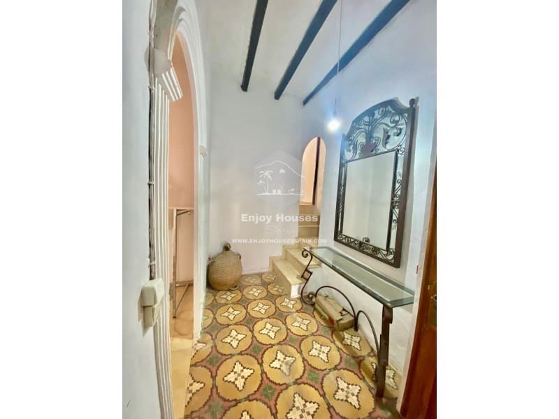 Commercial for sale in Javea / Xabia - € 1,350,000 (Ref: 8917115)