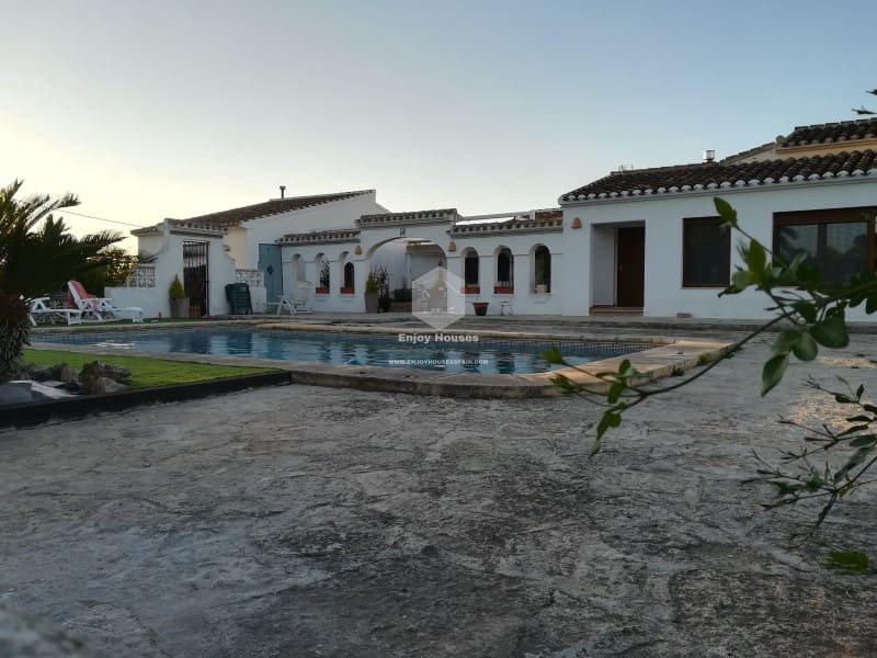 3 quarto Moradia para venda em Javea / Xabia com piscina - 1 200 000 € (Ref: 8917116)