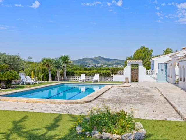 3 sypialnia Willa na sprzedaż w Centro ciudad, Javea / Xàbia z basenem - 1 200 000 € (Ref: 8917116)
