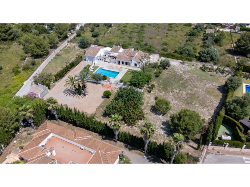 3 Zimmer Villa zu verkaufen in Javea / Xabia mit Pool - 1.200.000 € (Ref: 8917116)