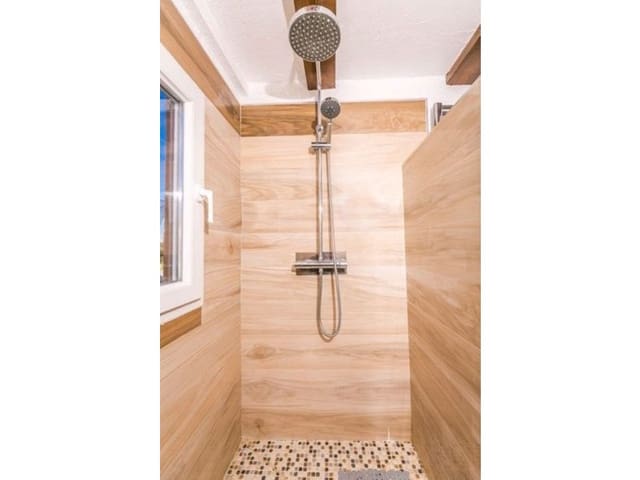 4 makuuhuone Huvila myytävänä paikassa Teulada Pueblo, Teulada-Moraira mukana uima-altaan - 780 000 € (Ref: 8917140)