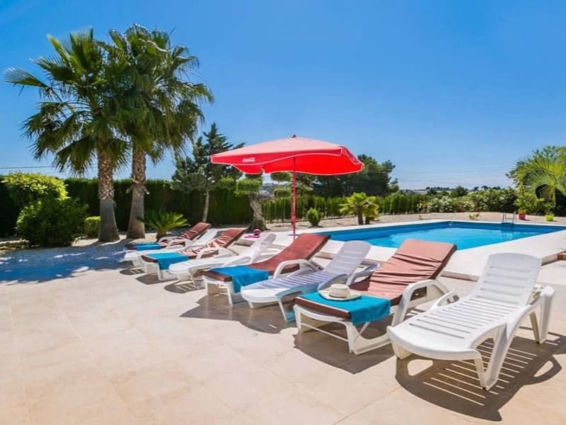 4 makuuhuone Huvila myytävänä paikassa Teulada mukana uima-altaan - 780 000 € (Ref: 8917140)