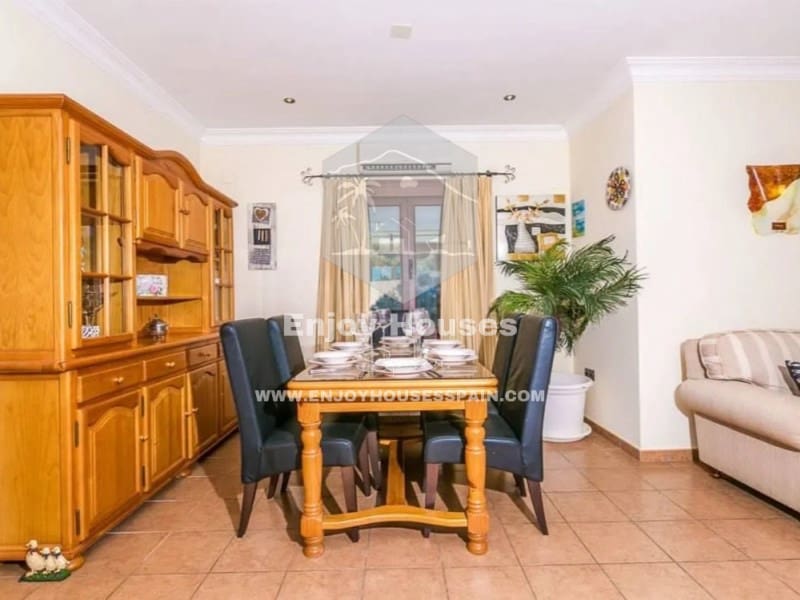 4 makuuhuone Huvila myytävänä paikassa Teulada mukana uima-altaan - 780 000 € (Ref: 8917140)