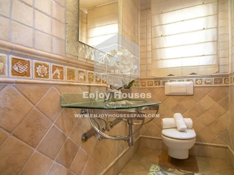 4 makuuhuone Huvila myytävänä paikassa Teulada mukana uima-altaan - 780 000 € (Ref: 8917140)