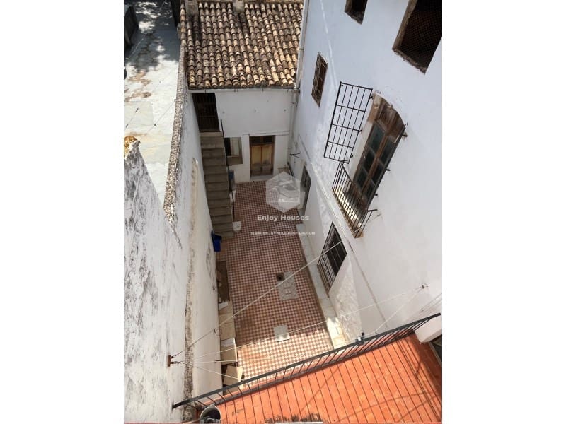 8 chambre Maison de Ville à vendre à Gata de Gorgos - 320 000 € (Ref: 8917152)