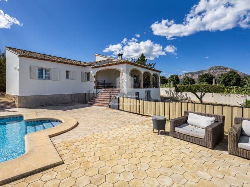 6 quarto Moradia para venda em Javea / Xabia - 1 500 000 € (Ref: 8942537)