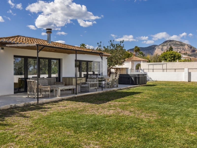 6 quarto Moradia para venda em Javea / Xabia - 1 500 000 € (Ref: 8942537)